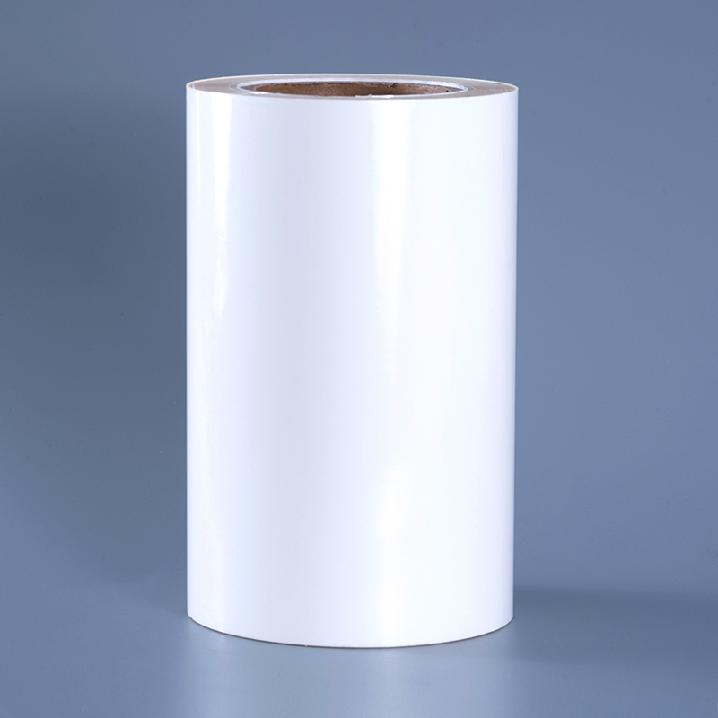 Przezroczysta folia PET o grubości 25 mikronów z usuwalnymi, samoprzylepnymi przezroczystymi etykietami poliestrowymi