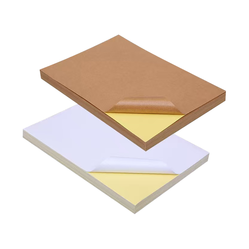 Samoprzylepny papier pakowy o gramaturze 85 g/m2 z klejem akrylowym i żółtą wkładką