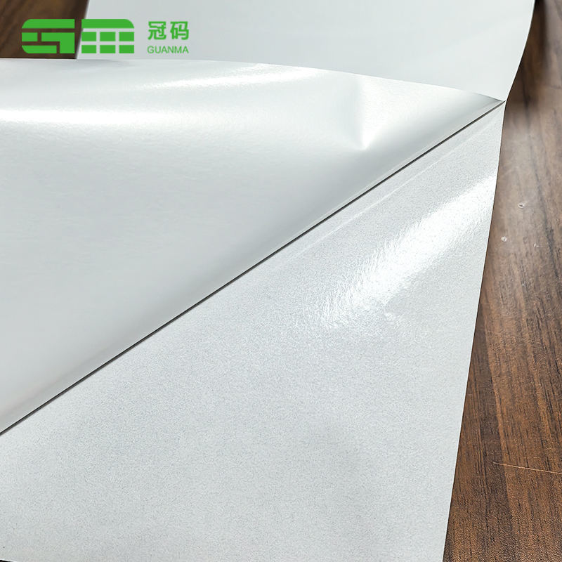 Papierowa etykieta samoprzylepna do opon z klejem gumowym o większej przyczepności