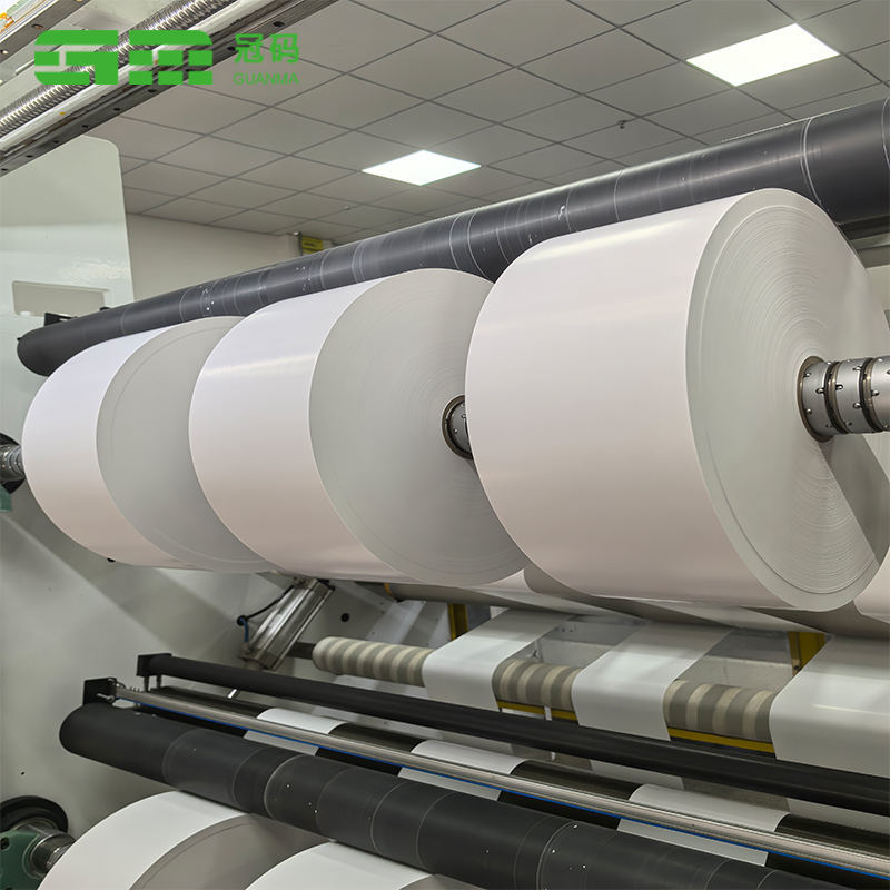 Matowa, biała, syntetyczna etykieta do pakowania żywności z mrożonego papieru PP